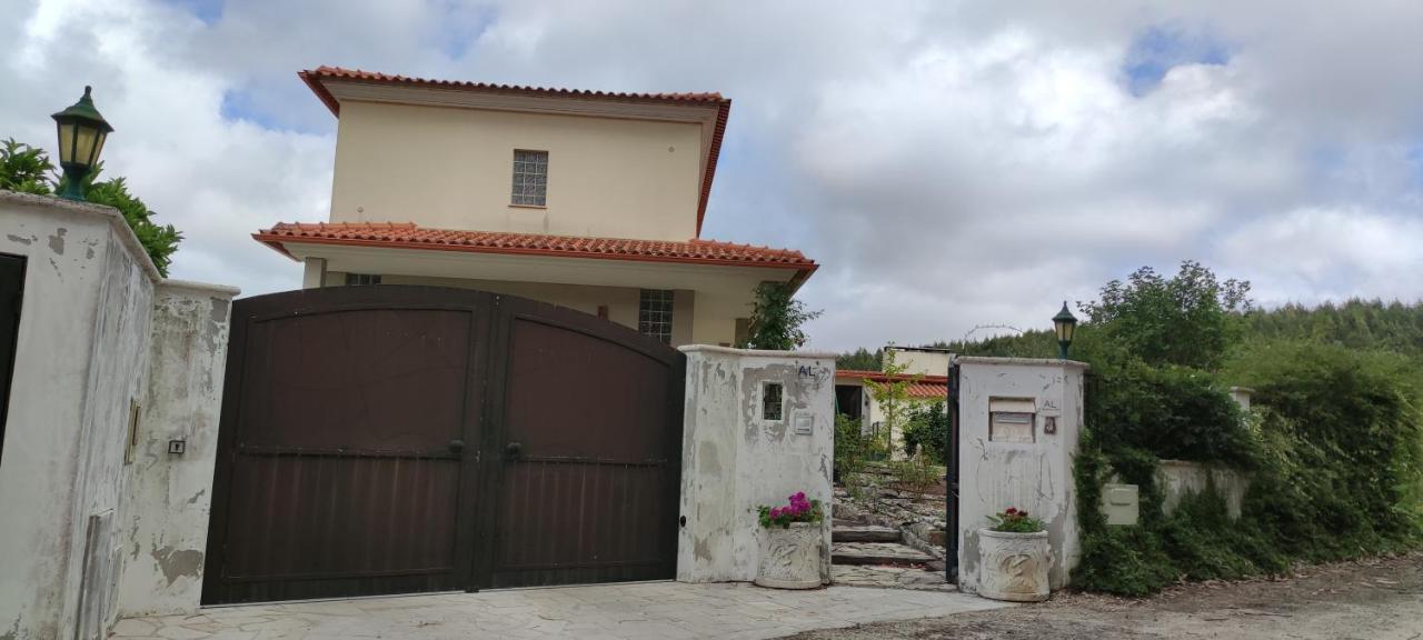 Beco Do Patalugo Apartment Salir de Matos Bagian luar foto